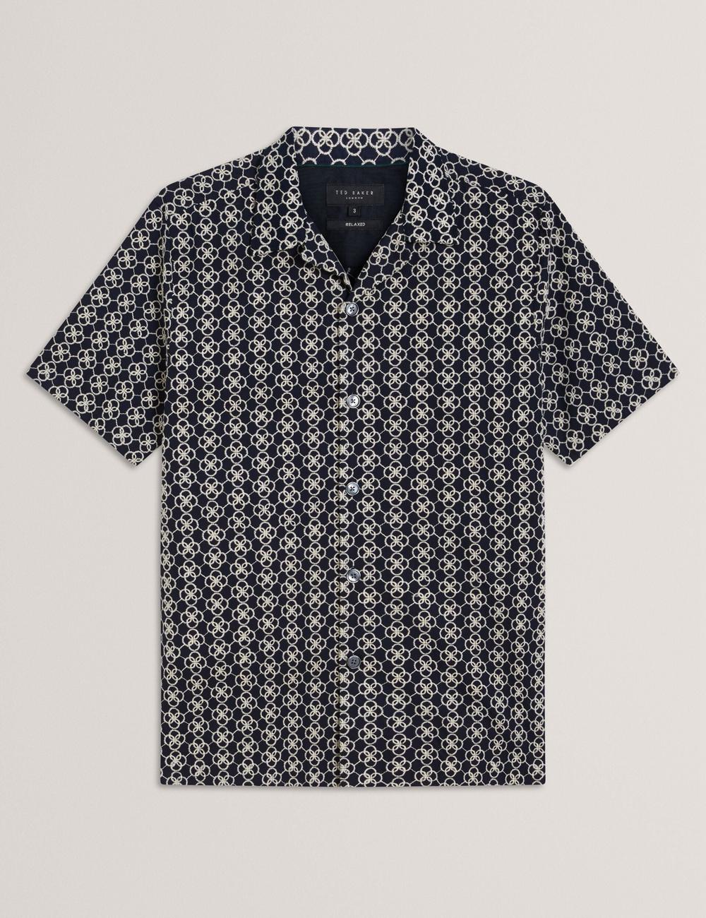 Men Ted Baker FINLAYS - Short Sleeve Relaxed Embroidered Casual Shirts Navy | KSA  4631-TPKAW