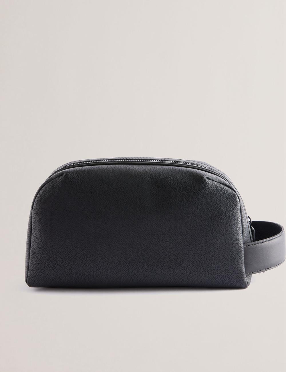 Men Ted Baker LANIIS - Grained Bonded Leather Wash Bags Black | KSA  0841-VMFBS