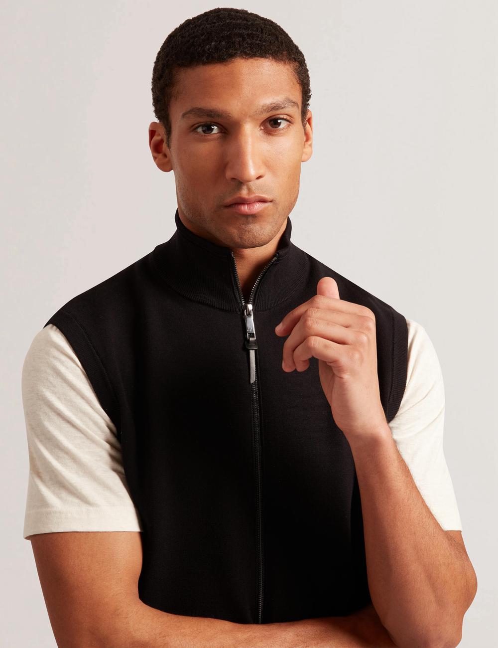 Men Ted Baker TERINCE - Zip-Through Funnel Neck Gillets Black | KSA  0749-SZBEI