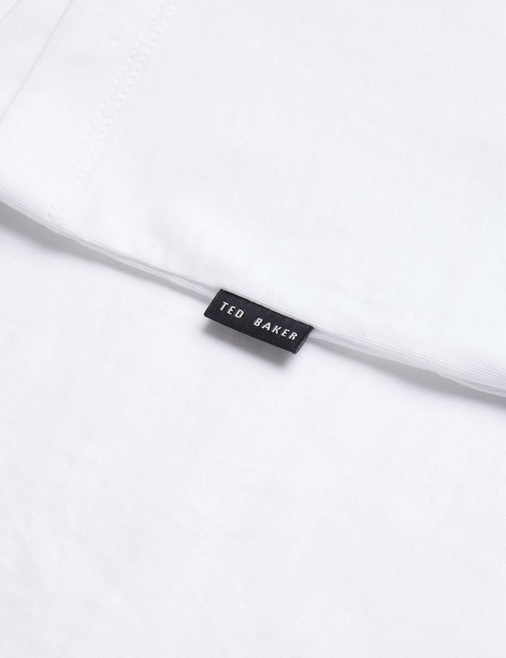 Men Ted Baker TYWINN - Classic Crew Neck Cotton T-Shirts White | KSA  0427-OHNVJ