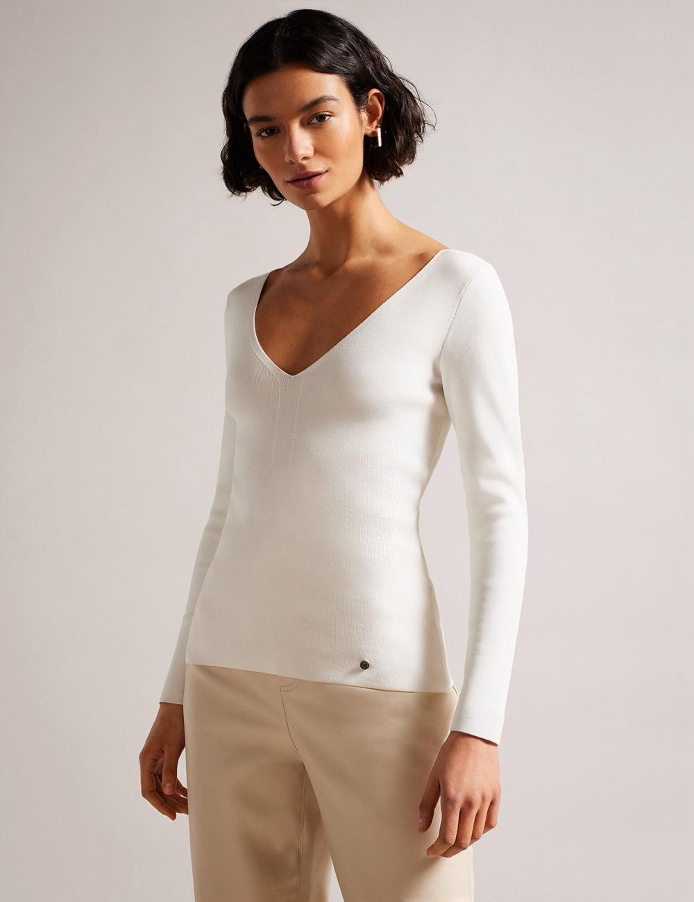 Women Ted Baker CILESTE - Fitted V-Neck Long Sleeve Knit Top Jumpers Ivory | KSA  4362-YNLJE