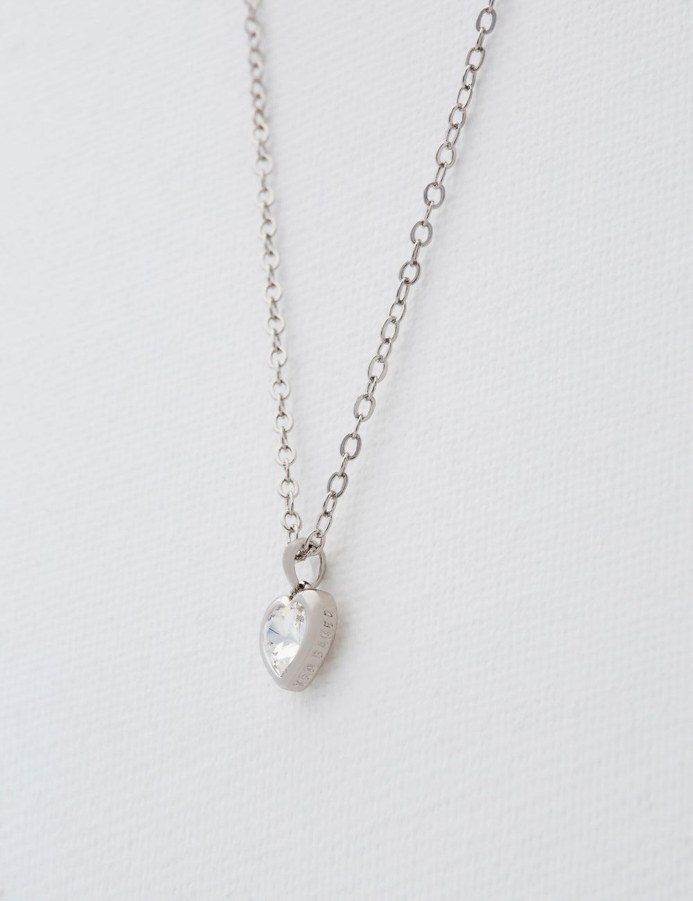 Women Ted Baker HANNELA - Solitaire Crystal Heart Pendant Necklaces Silver | KSA  1487-IBGJW