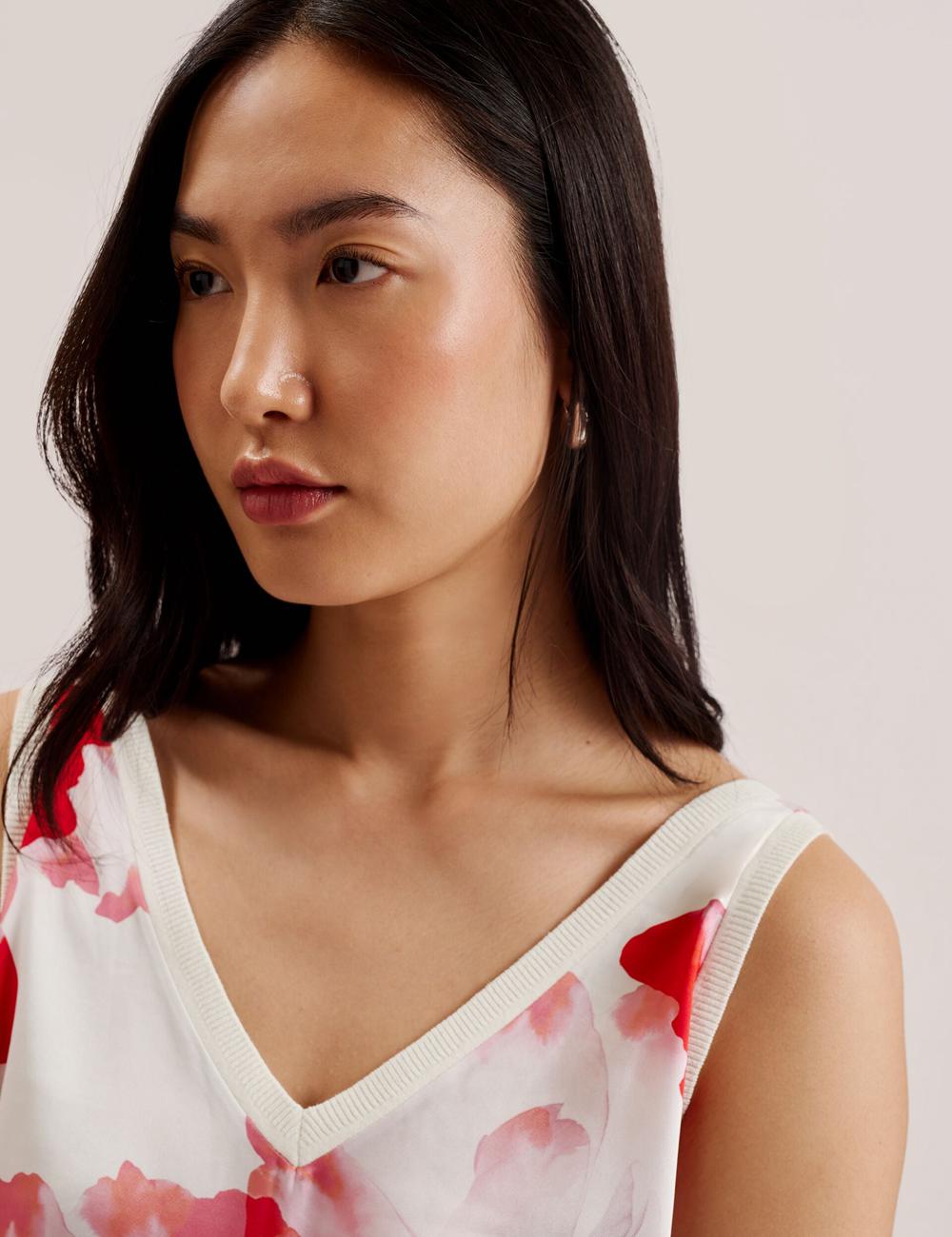 Women Ted Baker HEIDIII - Printed Panel V-Neck Knitted Vest Tank Tops Ivory | KSA  7450-QZKNI