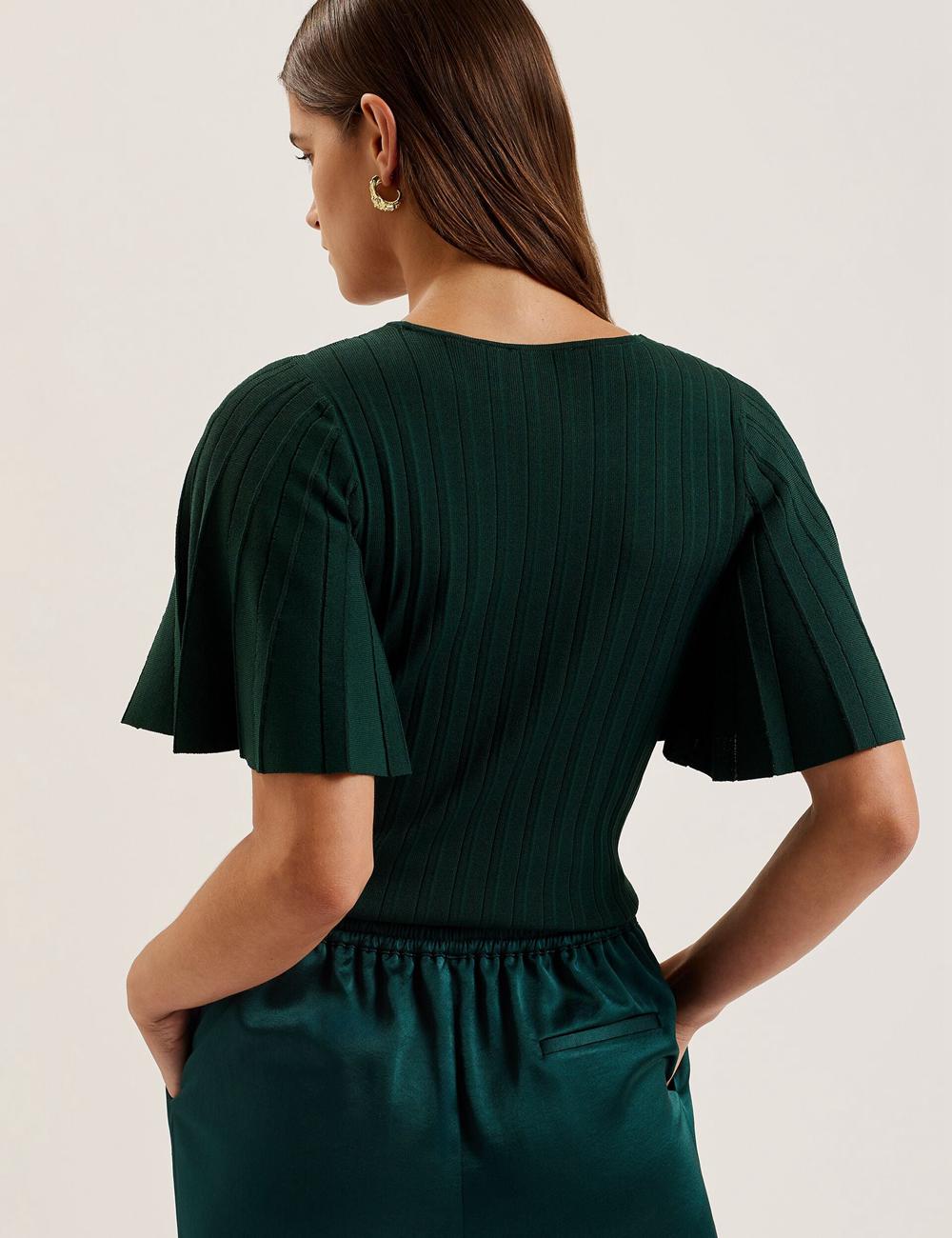 Women Ted Baker IIVANNA - Ribbed Knit Top With Fluted Short Sleeves Jumpers Dk-Green | KSA  7356-YBDST