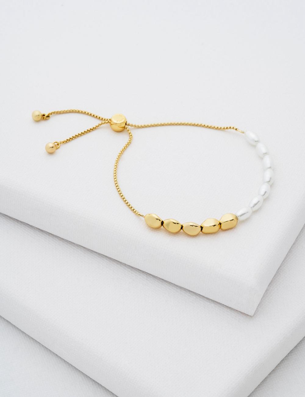 Women Ted Baker INELA - Island Pearl Bead Adjustable Bracelets Gold | KSA  7163-RGKBS