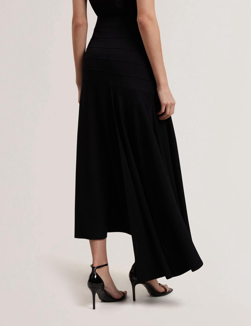 Women Ted Baker LAURRIE - Asymmetric Waterfall Hem Knitted Midi Skirts Black | KSA  9431-EORKX