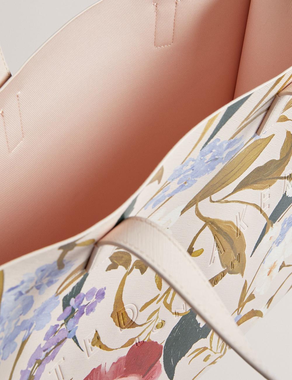 Women Ted Baker PALAMAA - Floral Print PU Leather Large Tote Bags Pink | KSA  3798-LIWHX