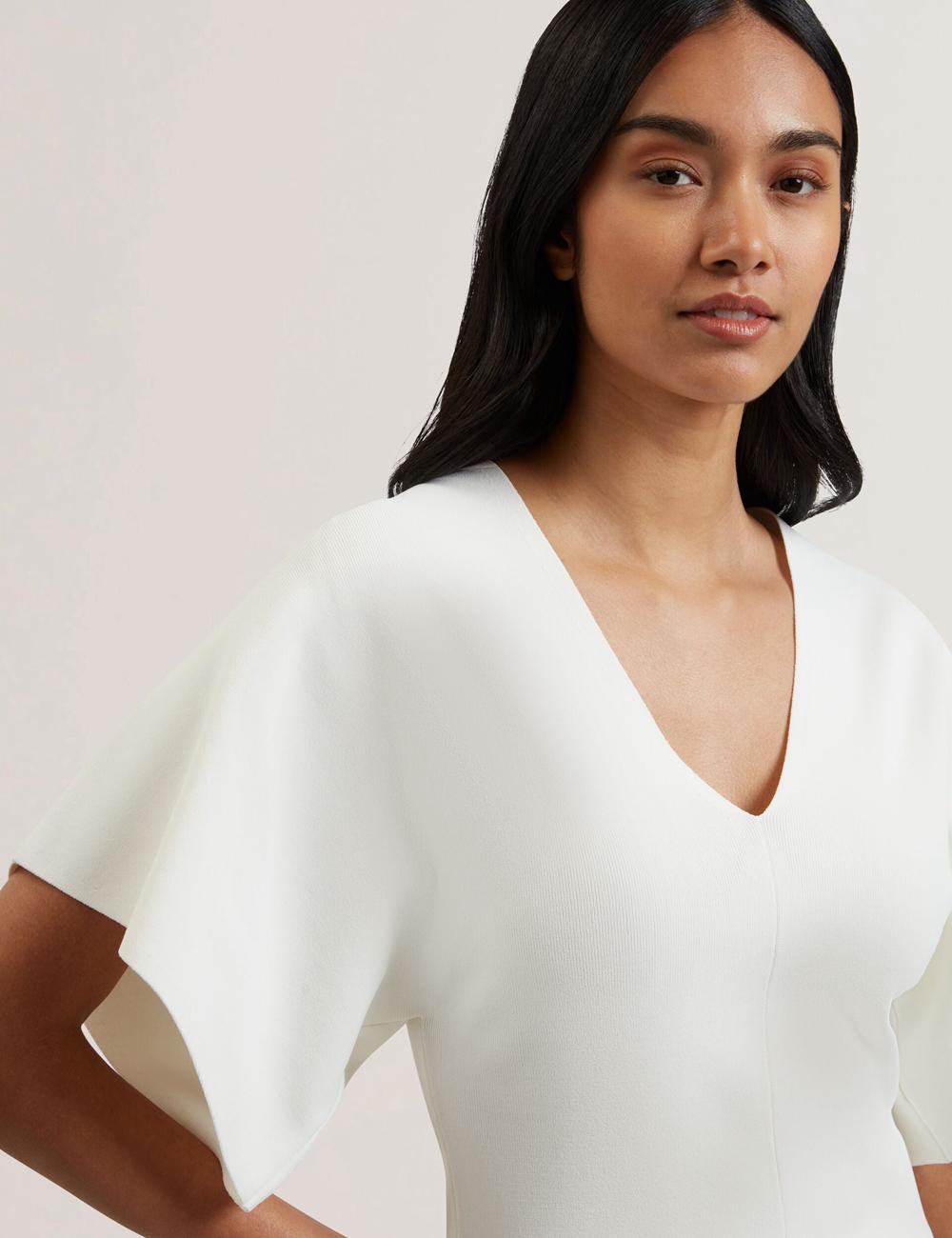 Women Ted Baker REGINAH - Wide Short Sleeve V-Neck Knitted Tops Ivory | KSA  2316-OCMVU